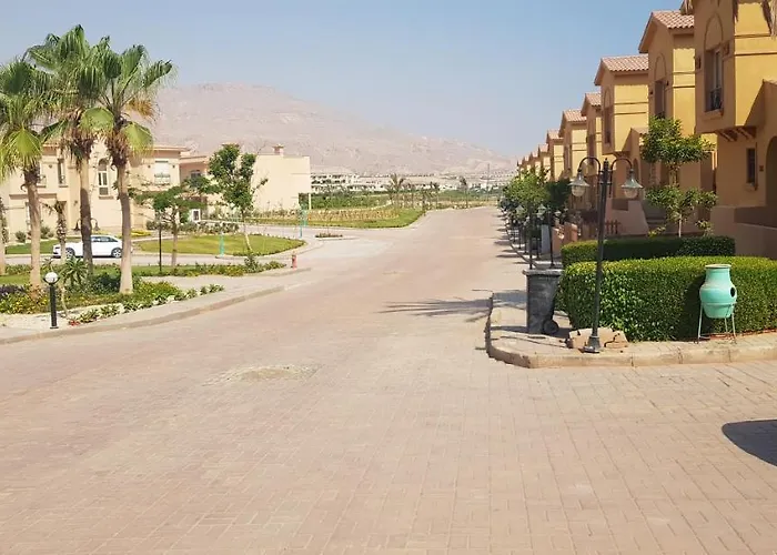 Ain Alsokhna Lavista Topaz السخنة *