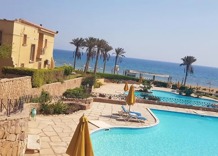 Ain Alsokhna Lavista Topaz السخنة *